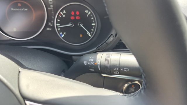 MAZDA 3 usata, con USB