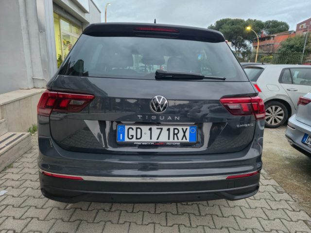 VOLKSWAGEN Tiguan usata, con Boardcomputer