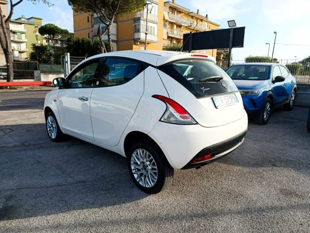 LANCIA Ypsilon usata, con Airbag Passeggero