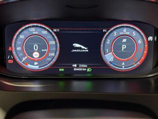 JAGUAR E-Pace usata, con Park Distance Control