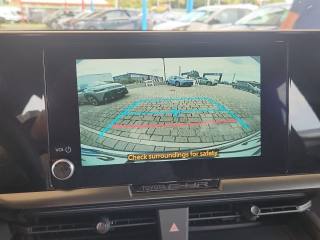 TOYOTA C-HR usata, con Autoradio digitale