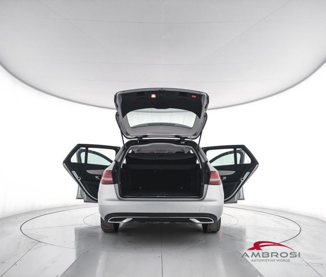 MERCEDES-BENZ C 200 usata 6