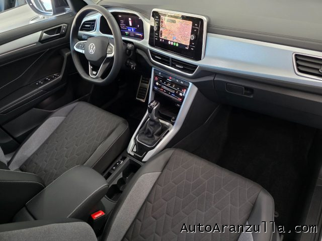 VOLKSWAGEN T-Roc usata, con Controllo automatico clima