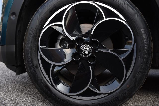 ALFA ROMEO Junior usata, con Volante in pelle