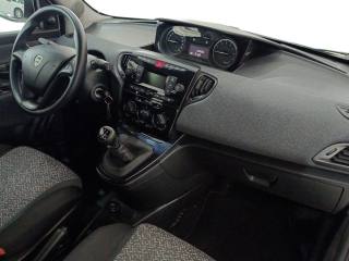 LANCIA Ypsilon usata, con Servosterzo