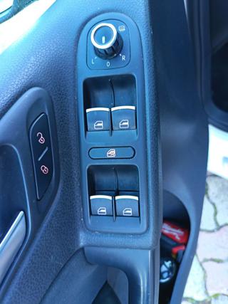 VOLKSWAGEN Golf usata, con Chiusura centralizzata