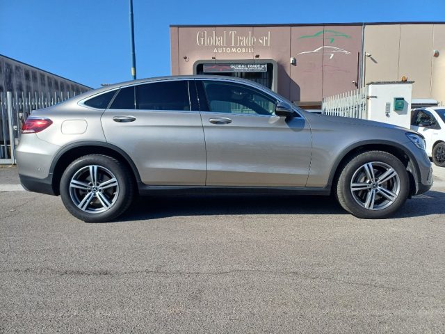 MERCEDES-BENZ GLC 300 usata, con Climatizzatore
