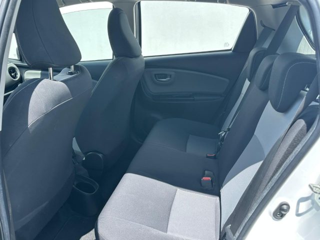 TOYOTA Yaris usata, con Sensori di parcheggio posteriori