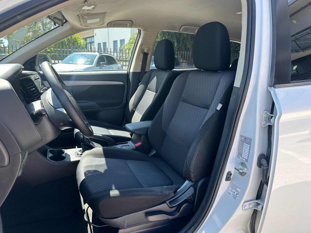 MITSUBISHI Outlander usata, con Controllo trazione