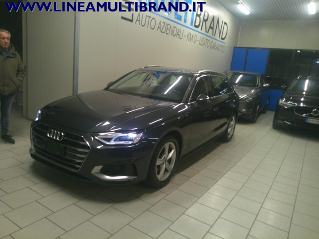 AUDI A4 usata, con Sensori di parcheggio posteriori