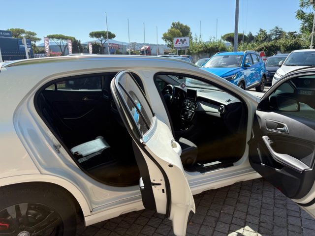 MERCEDES-BENZ GLA 200 usata, con Climatizzatore