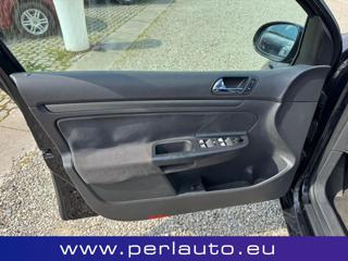 VOLKSWAGEN Golf usata, con Chiusura centralizzata