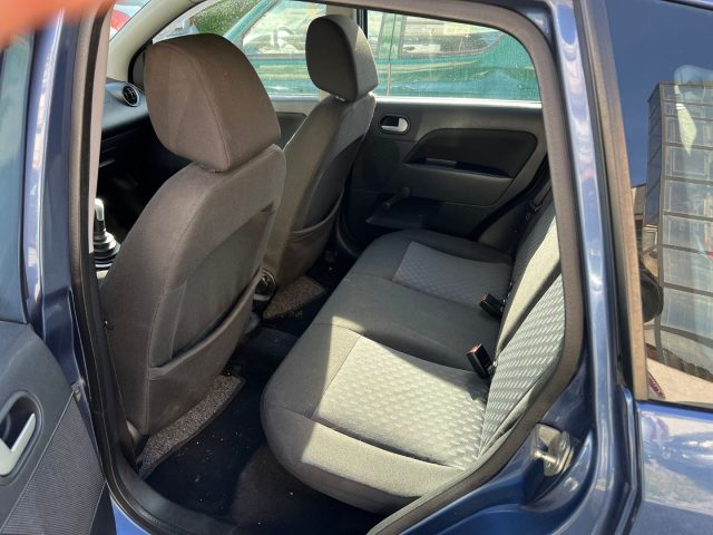 FORD Fiesta usata, con Servosterzo