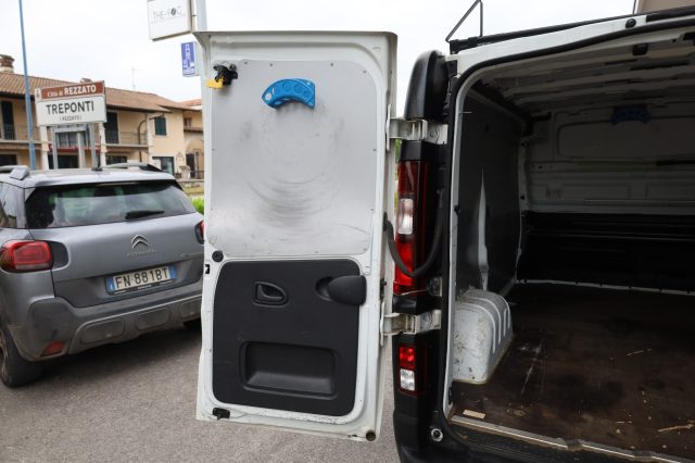RENAULT Trafic usata 54