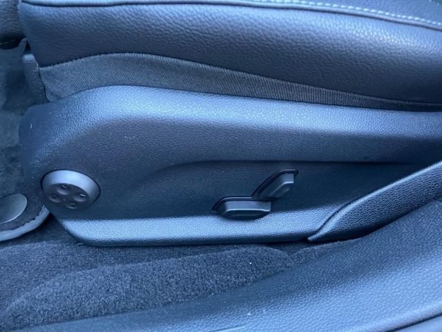 MERCEDES-BENZ E 220 usata, con Servosterzo