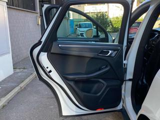 PORSCHE Macan usata 14
