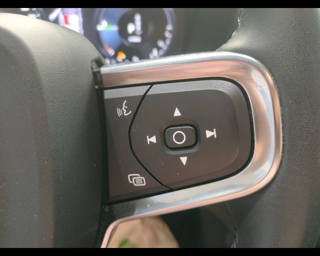 VOLVO XC40 usata, con Touch screen