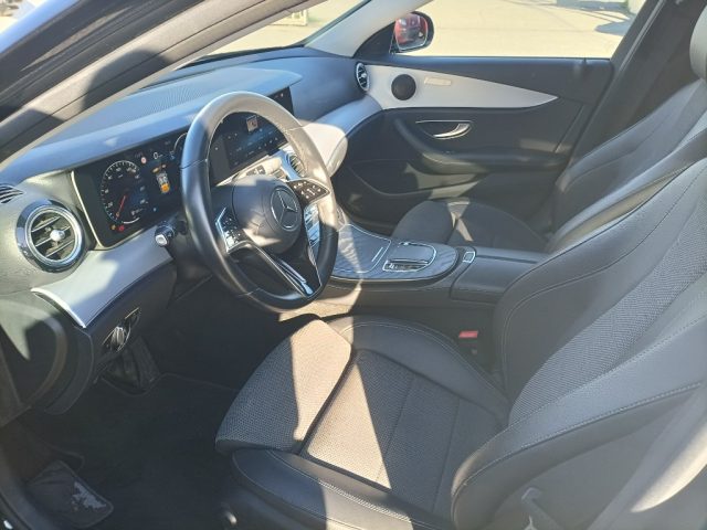 MERCEDES-BENZ E 200 usata, con Bluetooth