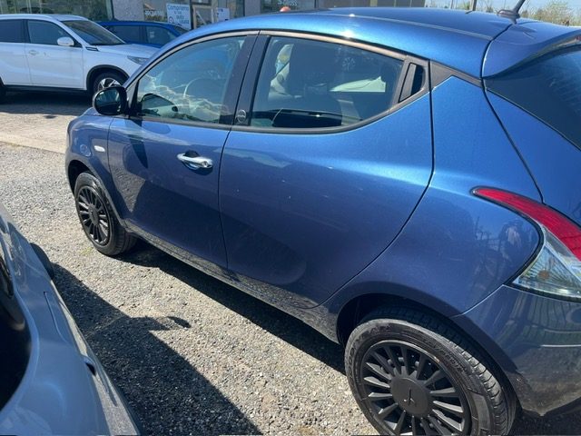 LANCIA Ypsilon usata, con Climatizzatore