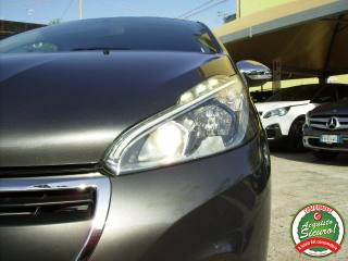PEUGEOT 208 usata, con Isofix