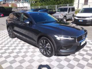 VOLVO V60 Cross Country usata, con ABS