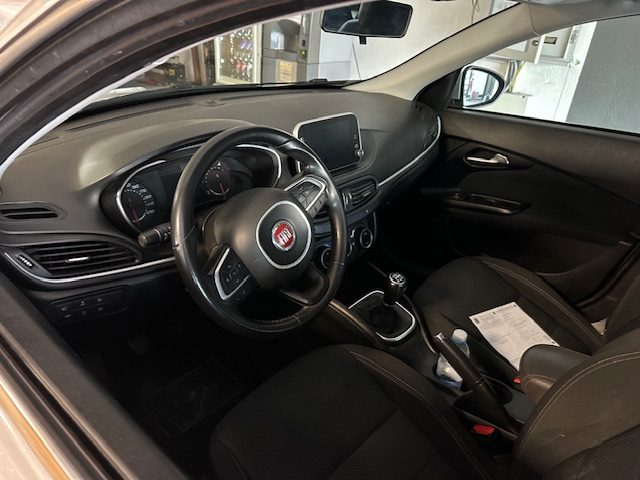 FIAT Tipo usata, con Airbag laterali