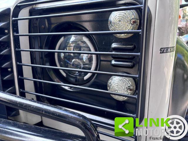 LAND ROVER Defender usata 28