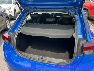 OPEL Corsa usata, con USB