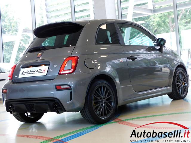 ABARTH 695 usata, con Android Auto