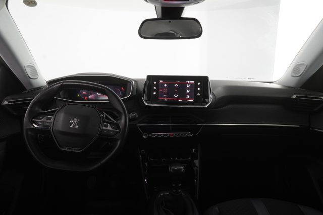 PEUGEOT 2008 usata 10