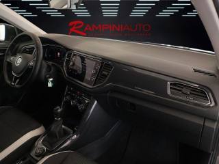 VOLKSWAGEN T-Roc usata 17