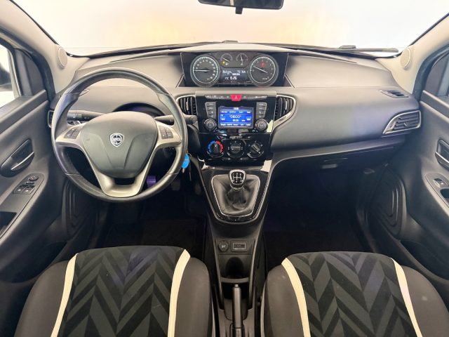 LANCIA Ypsilon usata 8