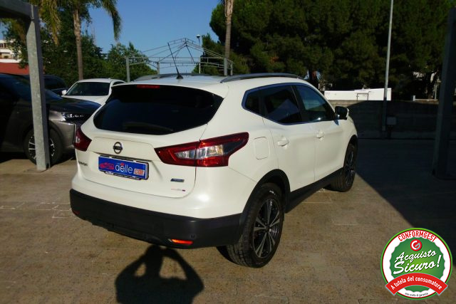 NISSAN Qashqai usata, con Boardcomputer
