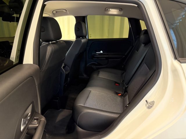 MERCEDES-BENZ B 180 usata, con Alzacristalli elettrici