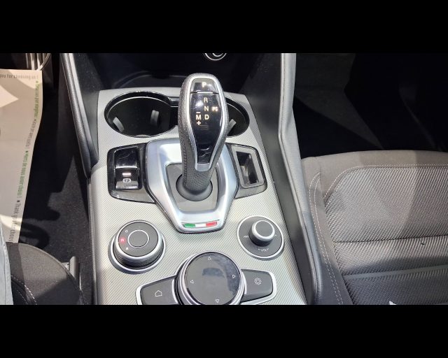 ALFA ROMEO Giulia usata, con Specchietti laterali elettrici