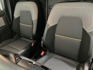 RENAULT Kangoo usata 21