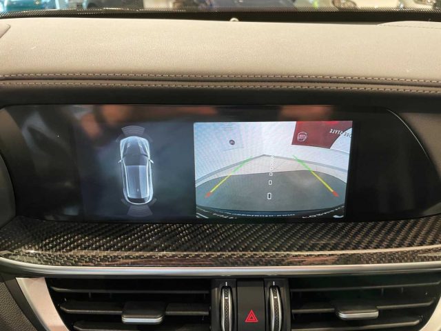ALFA ROMEO Stelvio usata, con Airbag testa