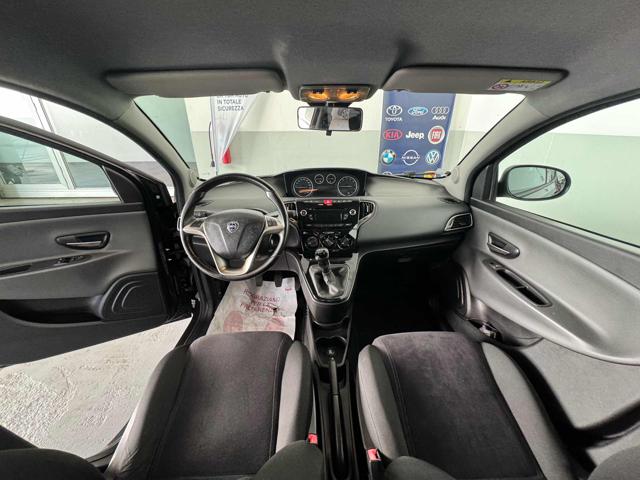 LANCIA Ypsilon usata, con ESP