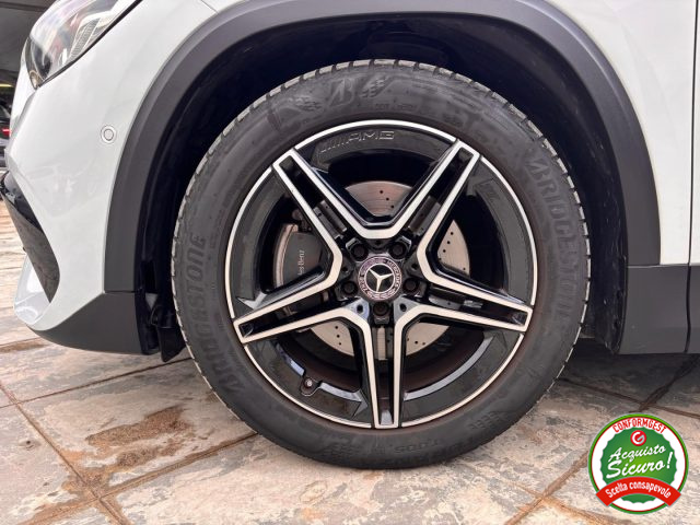 MERCEDES-BENZ GLA 200 usata, con Luci diurne LED