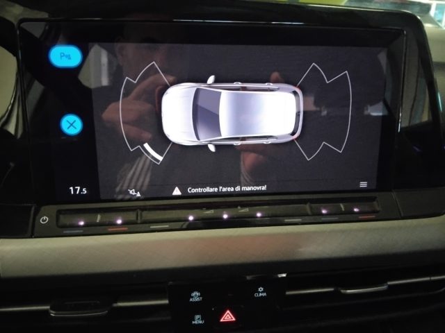 VOLKSWAGEN Golf usata, con Autoradio digitale