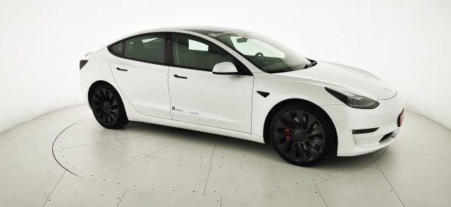 TESLA Model 3 usata, con Touch screen