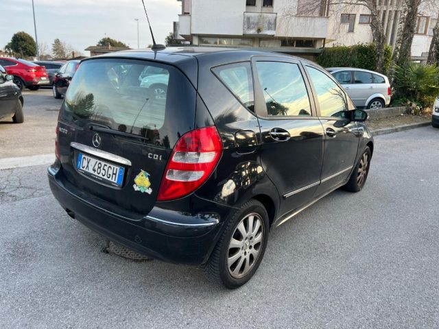 MERCEDES-BENZ A 200 usata, con Chiusura centralizzata