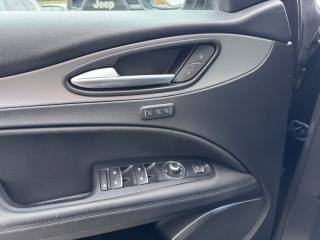 ALFA ROMEO Stelvio usata, con Interni in pelle