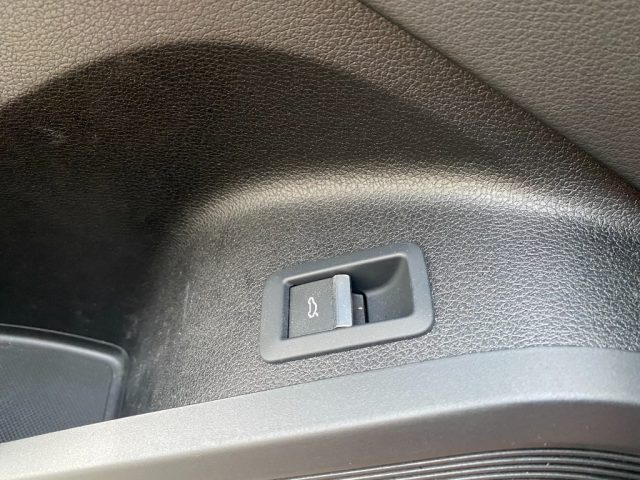 AUDI SQ5 usata, con Fari direzionali