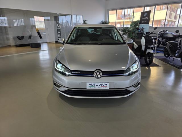 VOLKSWAGEN Golf usata, con Airbag