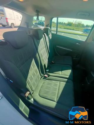 OPEL Zafira Tourer usata, con Fendinebbia