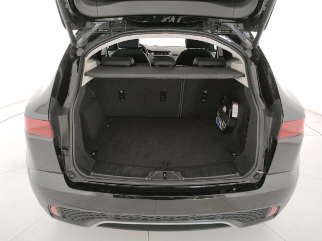 JAGUAR E-Pace usata, con Touch screen