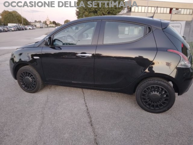 LANCIA Ypsilon usata, con ABS