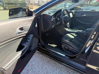 MERCEDES-BENZ CLA 200 usata, con Fendinebbia