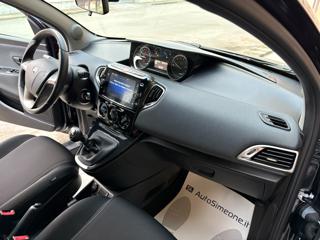 LANCIA Ypsilon usata, con Park Distance Control